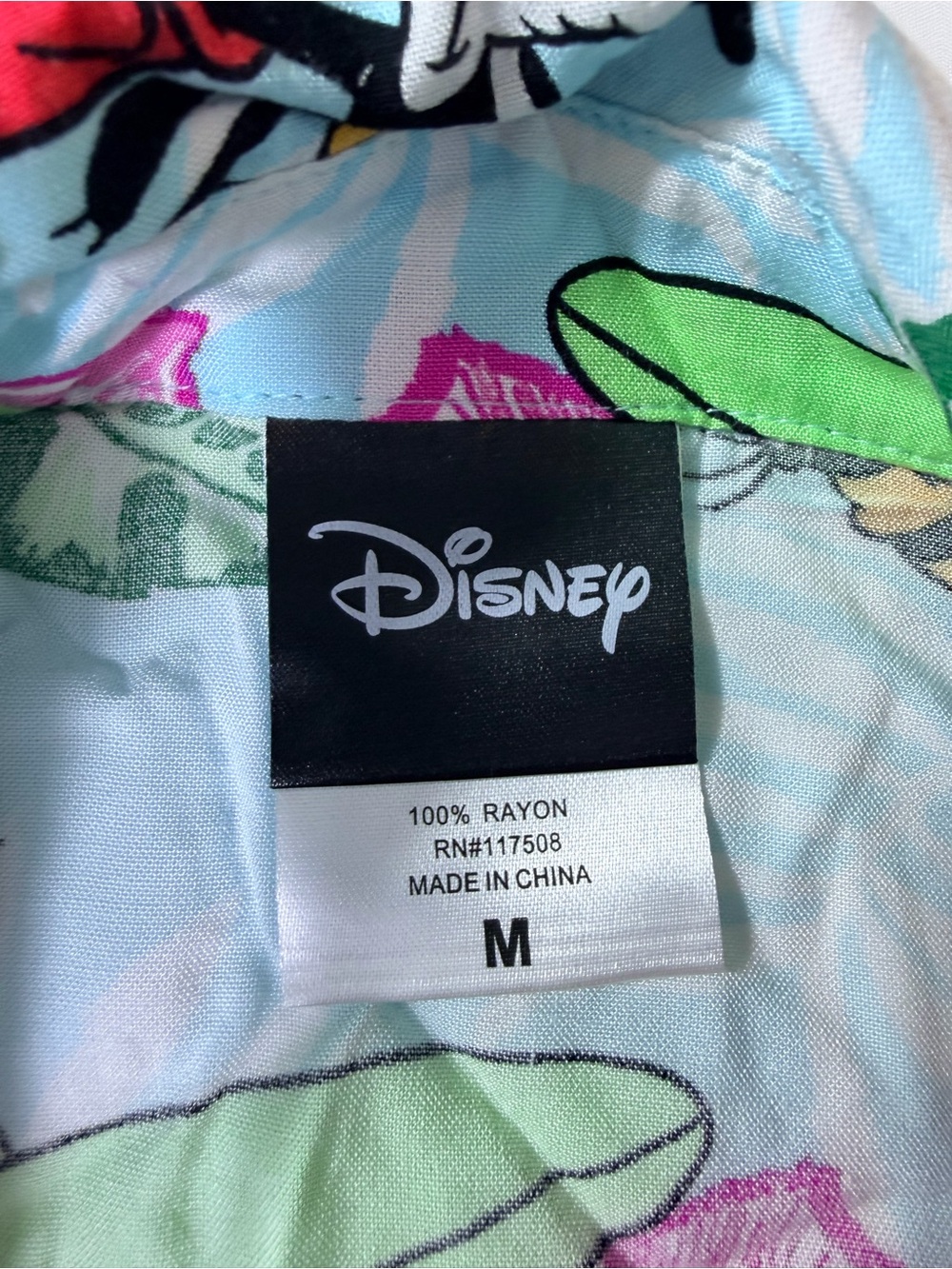 Disney Men’s Light Blue Hawaiian Shirt with Pink Floral & Red Goofy Print Medium - Picture 2 of 6